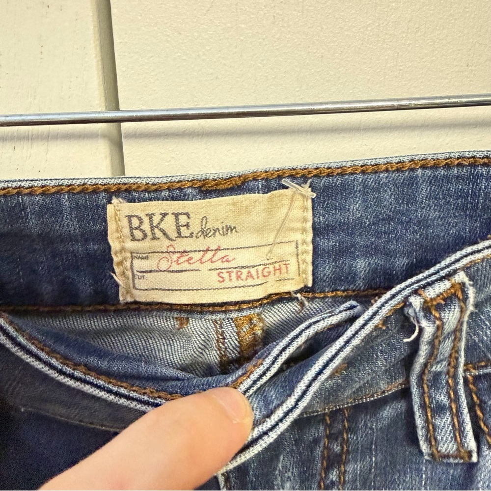 BKE Denim Stella Straight Jeans | Women’s Size 26 | Medium Wash Stretch - Picture 5 of 5